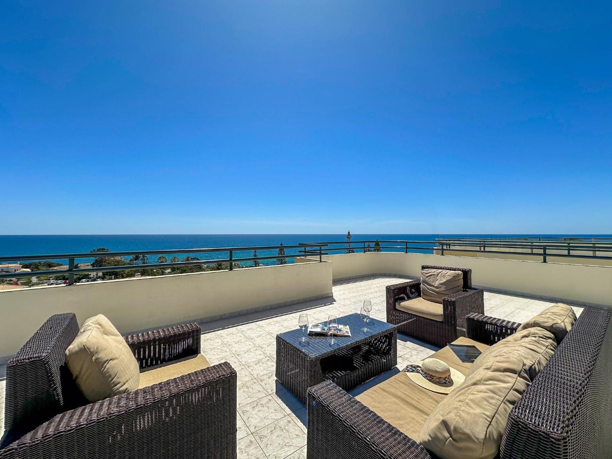 Appartement Luxury Penthouse Wstunning Sea Views, Walk To Gale Albufeira